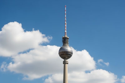 Ein Sommertag über dem Berliner Himmel