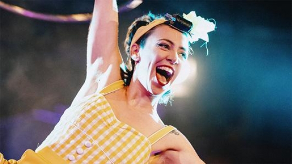 Frauentag im Krystall-Palast – Die PETTICOAT-Show