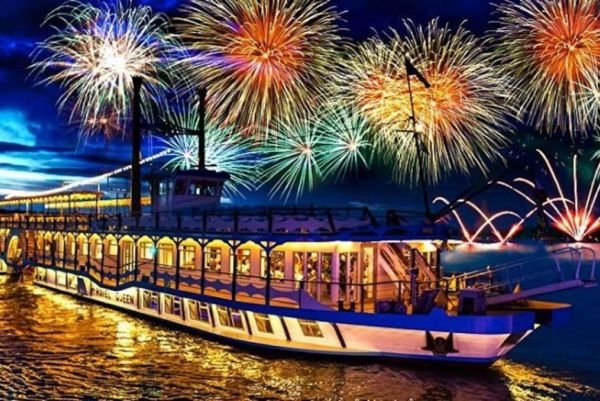 Die besondere Abendfahrt –  Havel in Flammen